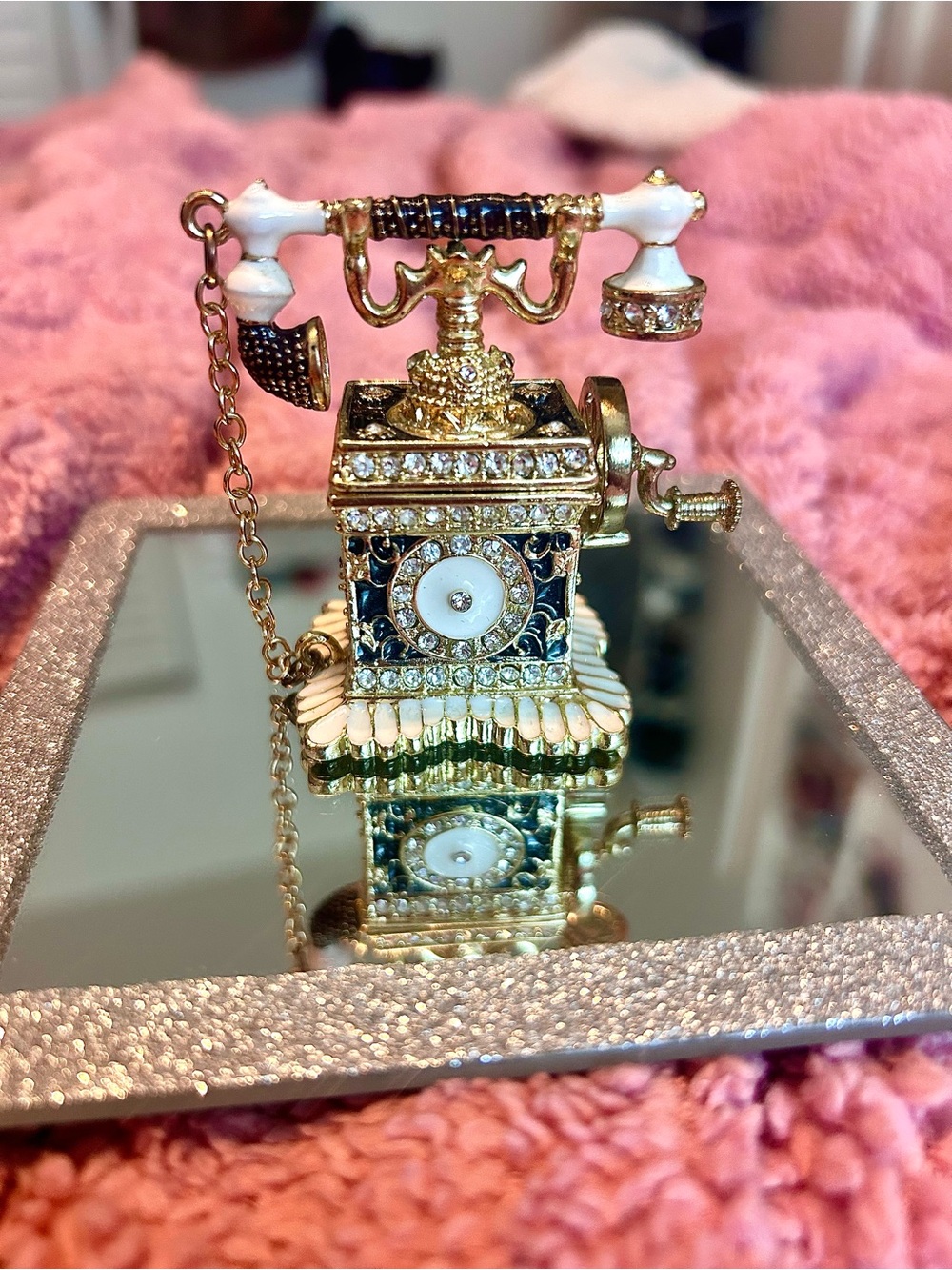 Beautiful Vintage-Inspired Bejeweled Gold Rotary Dial Telephone Trinket Box NWOT
